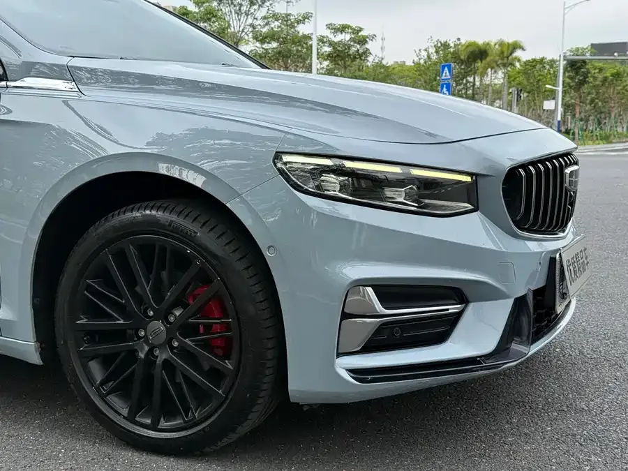 Geely Xingrui Xingrui 2023 2.0TD Premium Edition 2022 — миниатюра 2