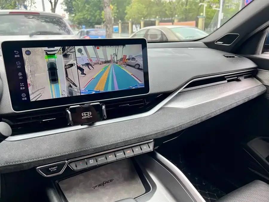 Geely Xingrui Xingrui 2023 2.0TD only available in green version 2023 — миниатюра 4