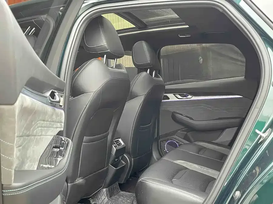 Geely Xingrui Xingrui 2023 2.0TD only available in green version 2023 — миниатюра 2