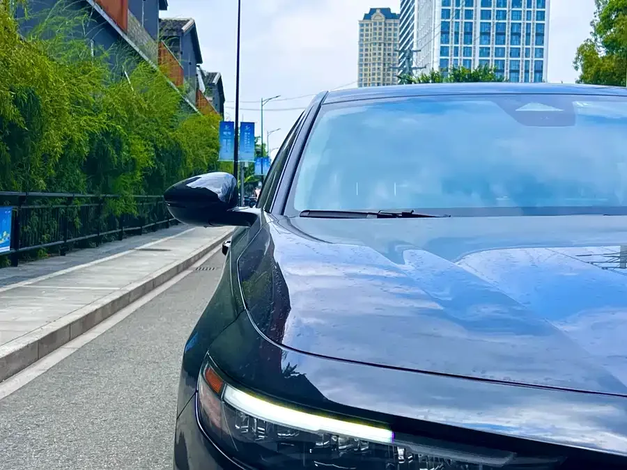Honda Accord Accord 2025 260TURBO Luxury Edition 2025 — миниатюра 2