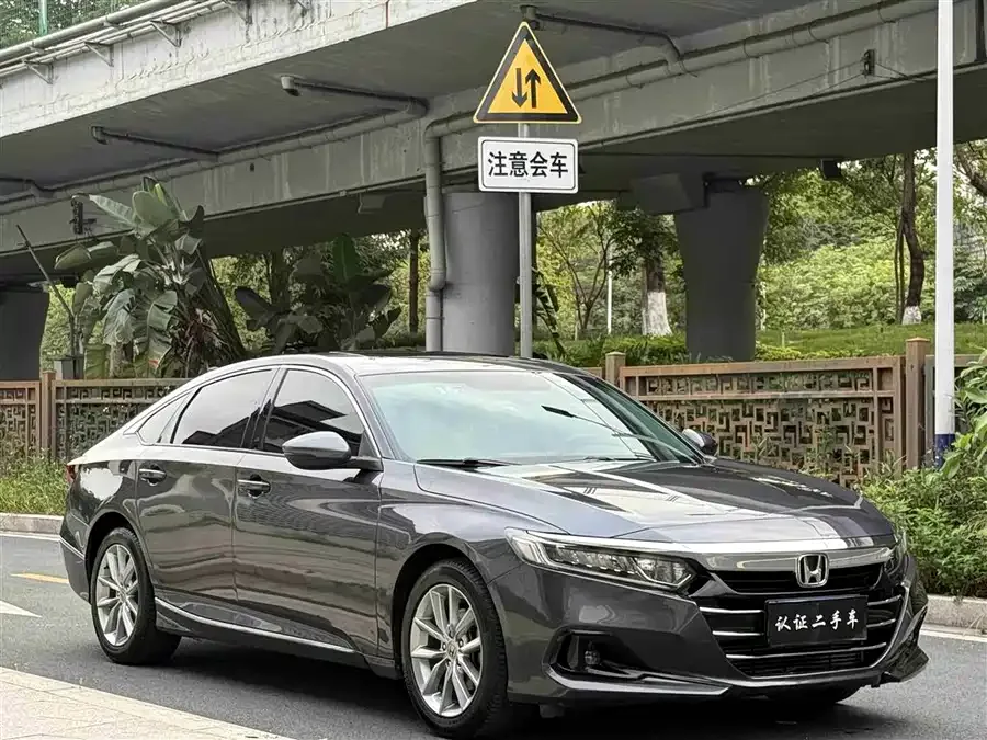Honda Accord Accord 2022 260TURBO Deluxe Edition 2022 — миниатюра 5