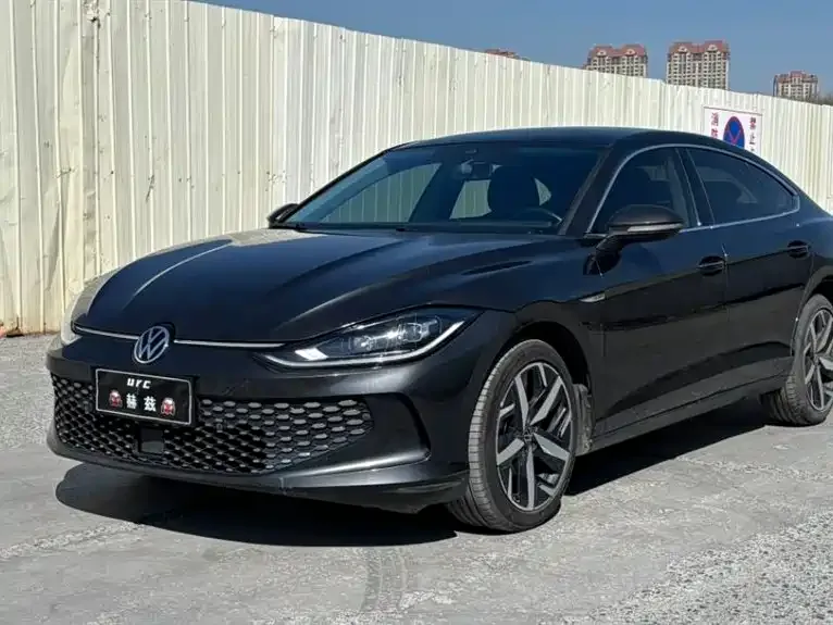 Volkswagen Lamando Lingdu 2023 Lingdu L 280TSI DSG Hot Edition 2023 — фото 1, купить с доставкой в Москву