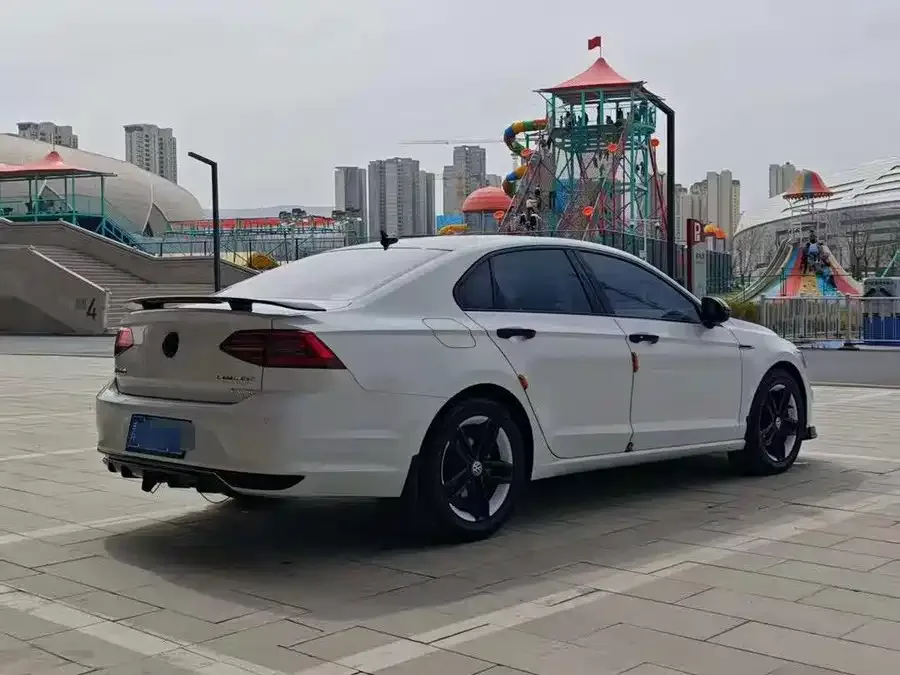 Volkswagen Lamando Lingdu 2021 280TSI DSG Comfort Edition 2022 — миниатюра 2