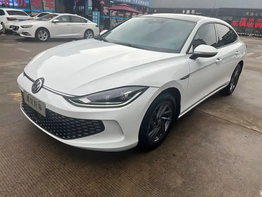 Volkswagen Lamando 2024 Lingdu Lingdu L 280TSI DSG Hot Edition 2024 — фото 1, купить с доставкой в Москву