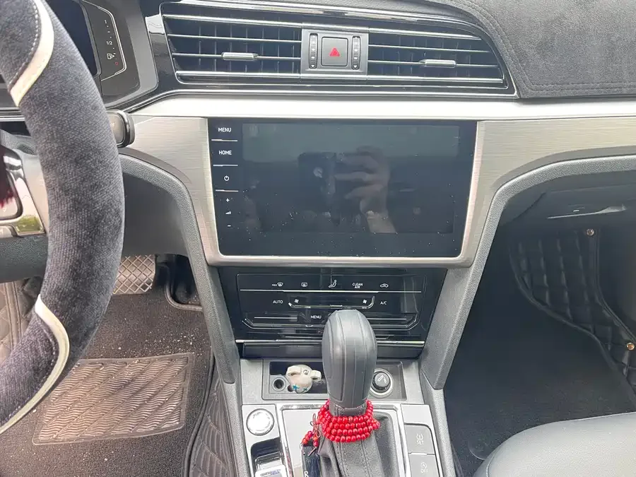 Volkswagen Lamando Lingdu 2021 facelift 280TSI DSG comfort version 2022 — миниатюра 2