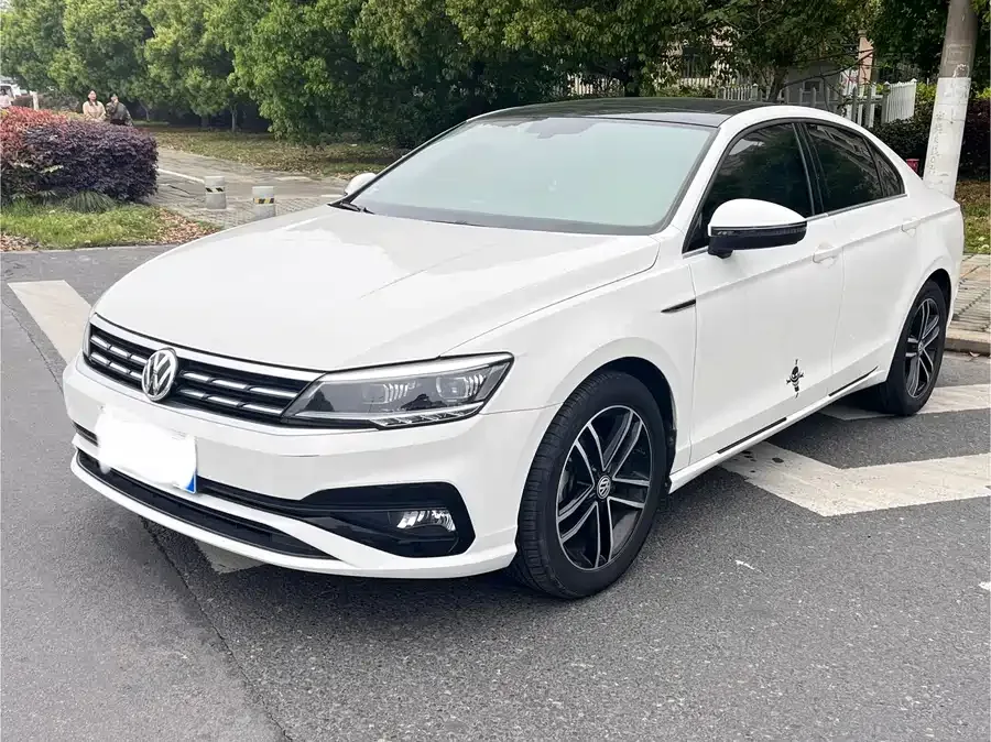 Volkswagen Lamando Lingdu 2021 facelift 280TSI DSG comfort version 2022 — фото 1, купить с доставкой в Москву