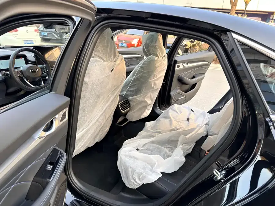 Geely Xingrui Xingrui 2026 Dongfang Yao 1.5TD Kunlun Edition 2026 — миниатюра 5