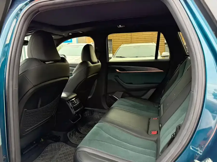 Geely Monjaro Xingyue L 2023 2.0TD High Power Automatic 2WD Flagship Model 2024 — миниатюра 2