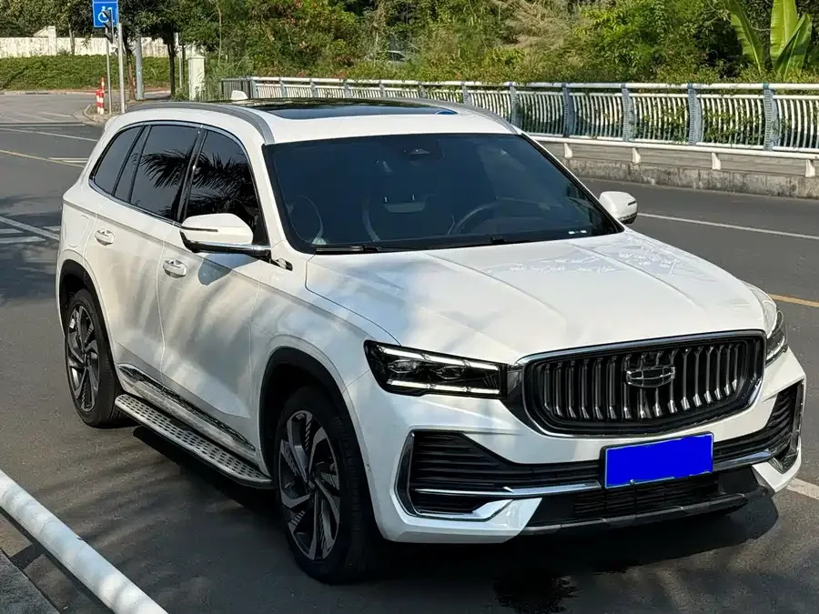 Geely Monjaro Xingyue L 2021 2.0TD DCT EVO 2WD Smart Edition 2023 — миниатюра 3