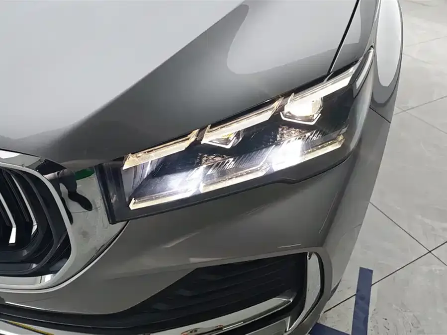 Geely Monjaro Xingyue L 2021 2.0TD DCT EVO 2WD Smart Edition 2023 — миниатюра 2