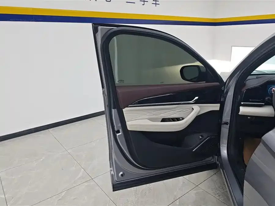 Geely Monjaro Xingyue L 2021 2.0TD DCT EVO 2WD Smart Edition 2023 — миниатюра 4