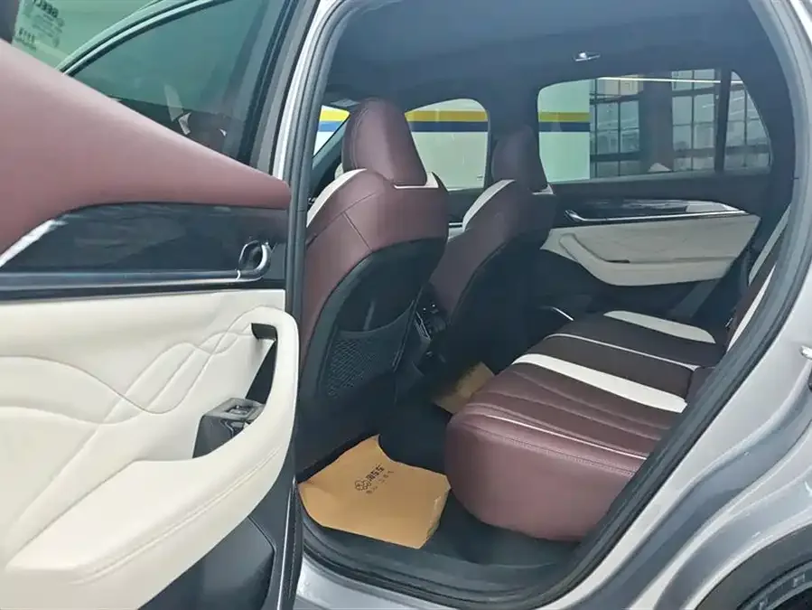 Geely Monjaro Xingyue L 2021 2.0TD DCT EVO 2WD Smart Edition 2023 — миниатюра 5