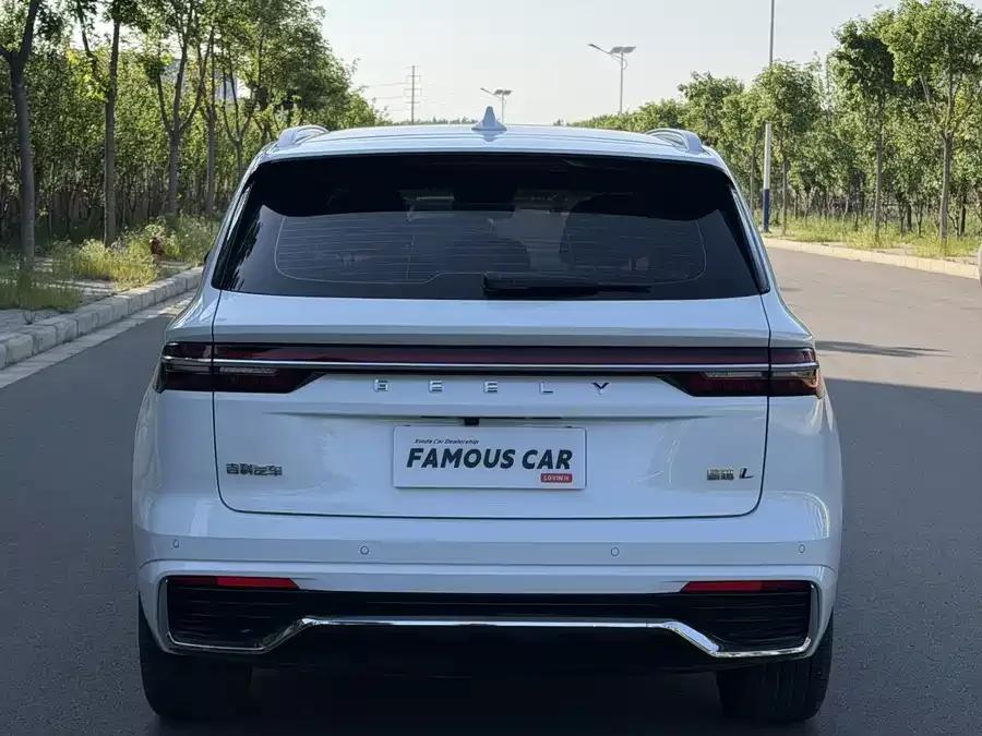 Geely Monjaro Xingyue L 2025 2.0TD Automatic Cloud Edition 2025 — миниатюра 2