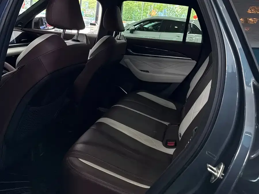 Geely Monjaro Xingyue L 2021 2.0TD DCT EVO 2WD Smart Edition 2023 — миниатюра 5