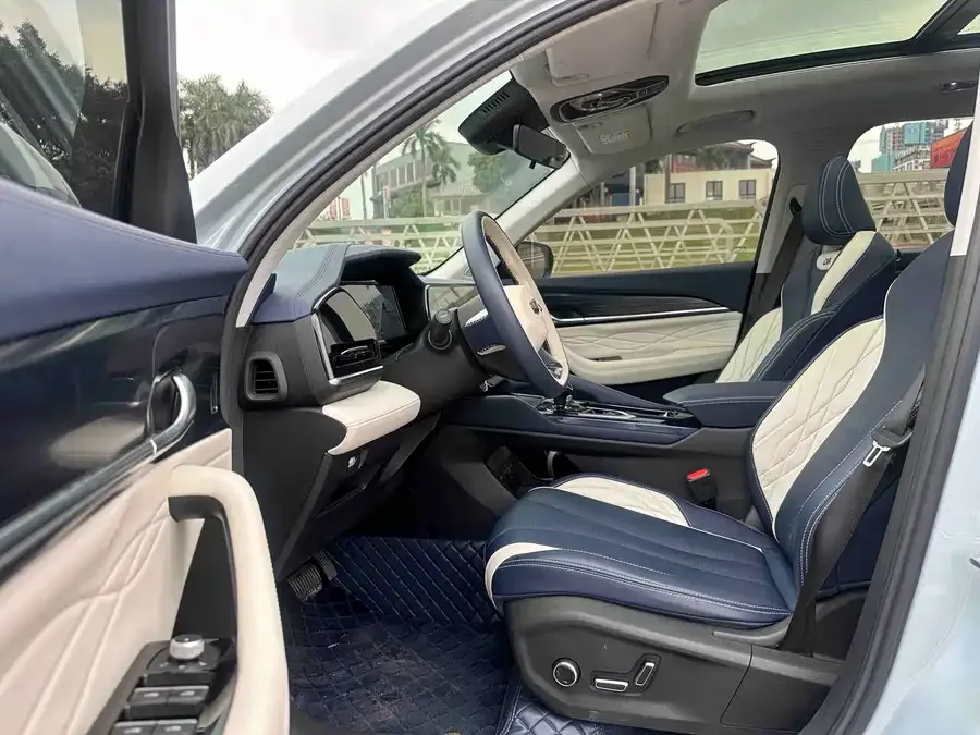 Geely Monjaro Xingyue L 2022 1.5T Thor HiF Hybrid Edition Super Fast 2022 — миниатюра 3