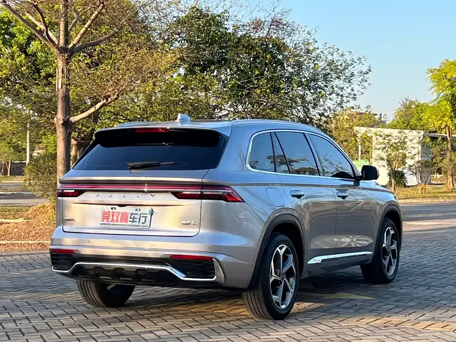 Geely Monjaro Xingyue L 2024 2.0TD DCT EVO two-wheel drive premium model 2023 — миниатюра 4