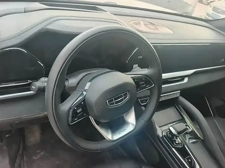 Geely Monjaro Xingyue L 2024 2.0TD High Power Automatic 2WD Skyline Edition 2024 — миниатюра 2