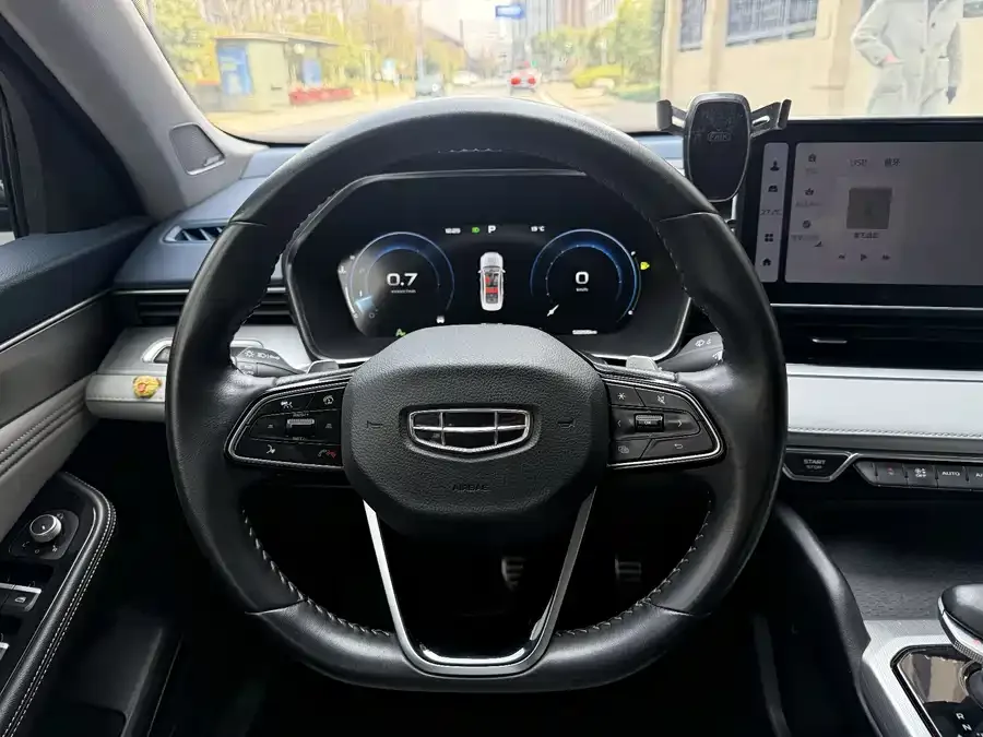 Geely Xingrui Xingrui 2023 2.0TD Premium Edition 2022 — миниатюра 4