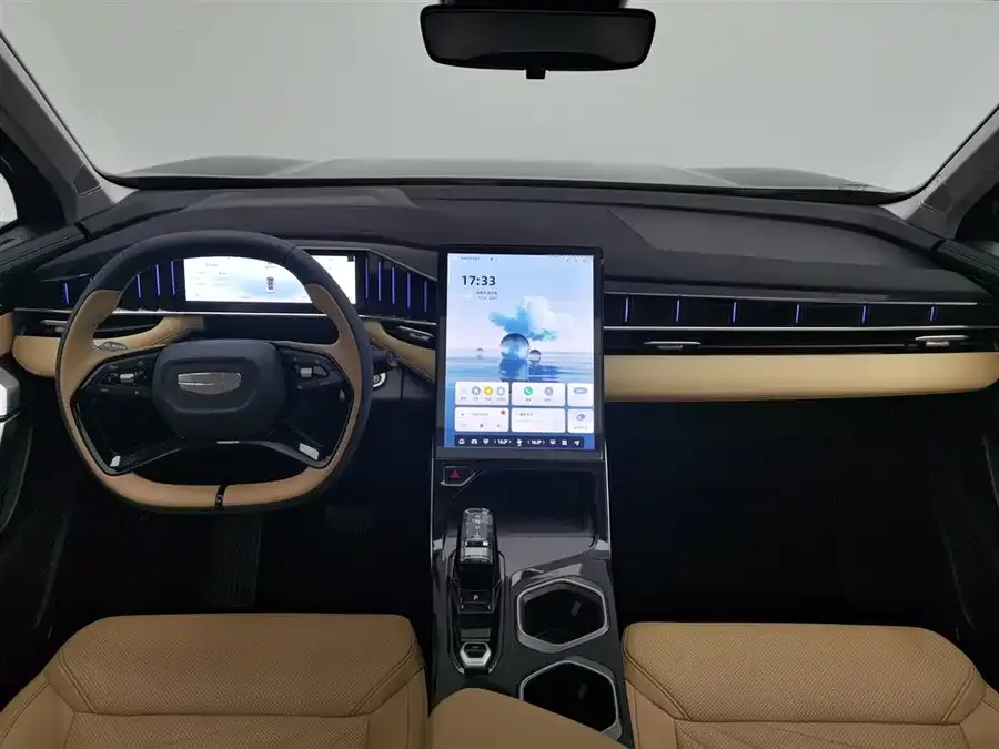 Geely Atlas L Boyue L 2023 1.5TD DCT Premium Edition 2023 — миниатюра 2