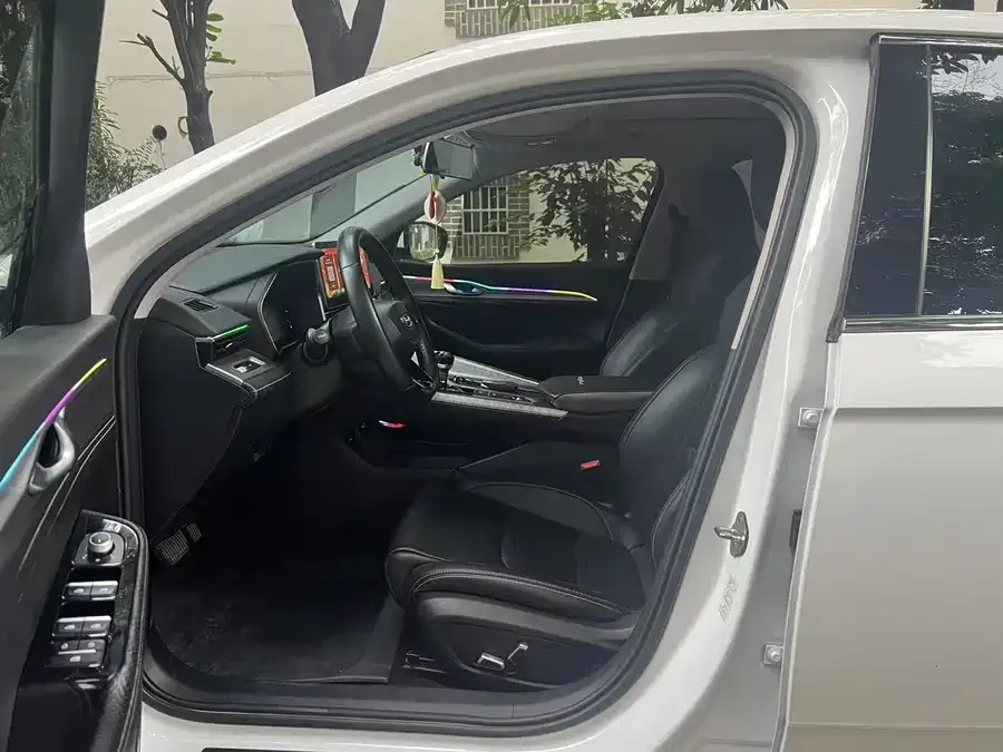 Geely Xingrui Xingrui 2021 2.0TD Luxury 2022 — миниатюра 3
