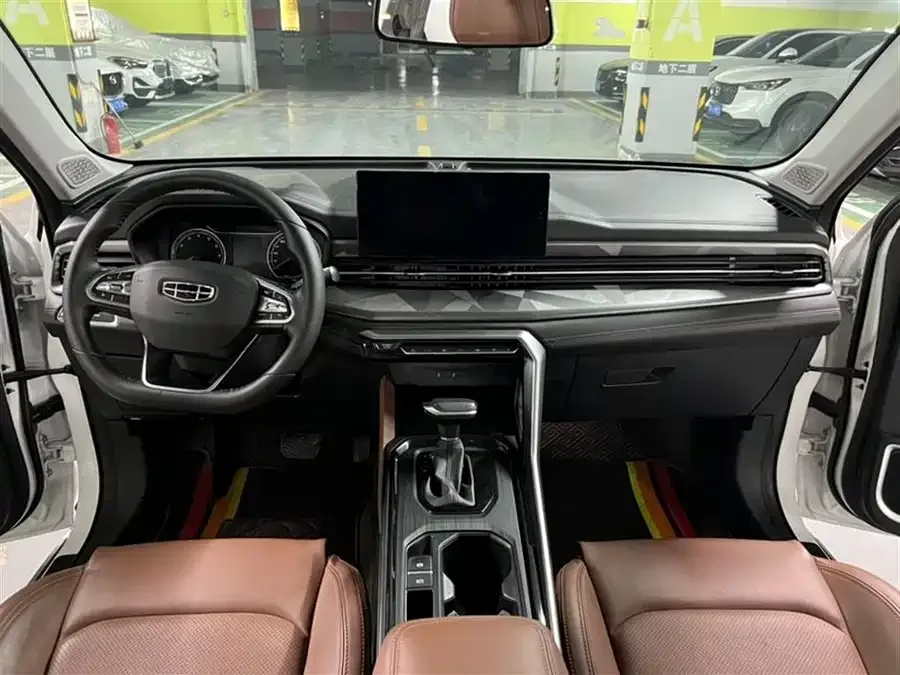Geely Vision X6 Vision X6 2021 PRO 1.4T Automatic Premium Edition 2023 — миниатюра 3