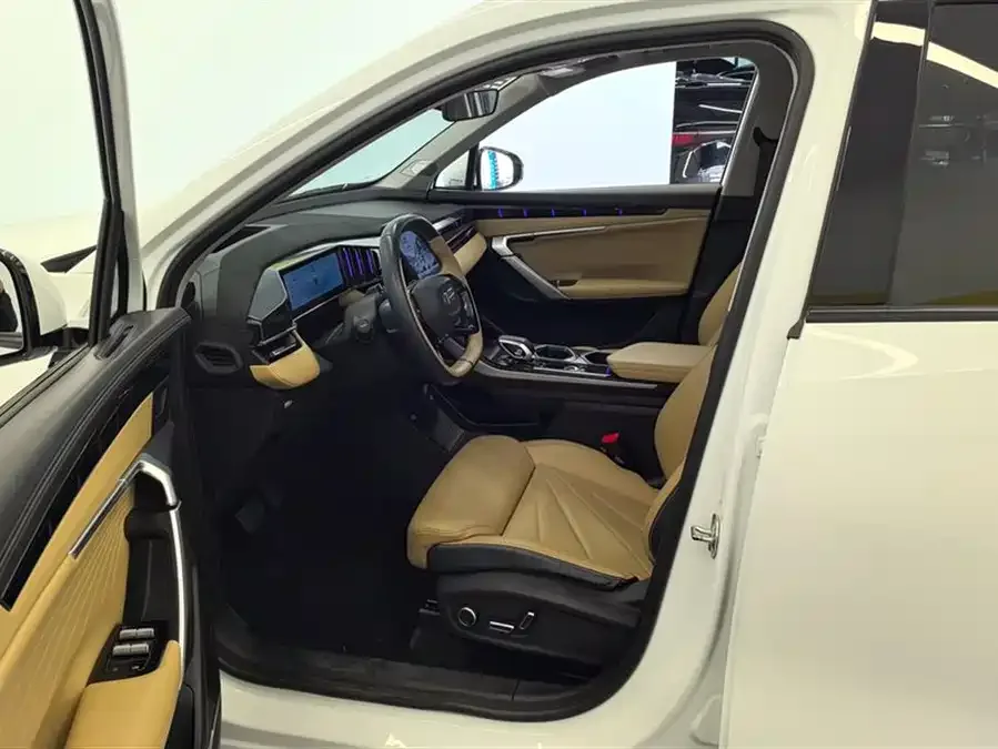 Geely Atlas L Boyue L 2023 2.0TD DCT flagship model 2023 — миниатюра 3