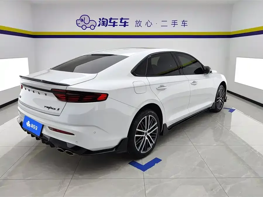 Geely Xingrui Xingrui 2024 2.0TD Qingyun Edition 2025 — миниатюра 3