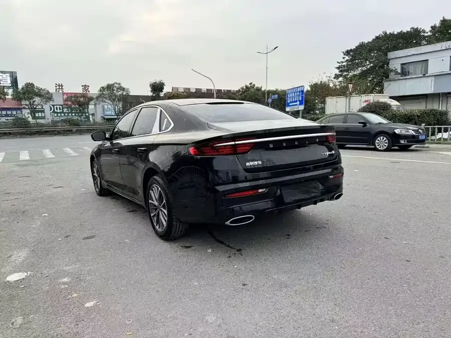 Geely Xingrui Xingrui 2023 1.5TD Fuyao Edition 2023 — миниатюра 4