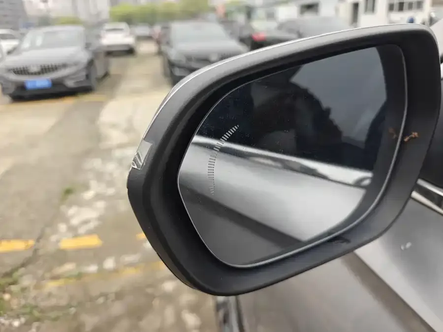 Geely Monjaro Xingyue L 2021 2.0TD DCT EVO 2WD Premium Edition 2022 — миниатюра 2
