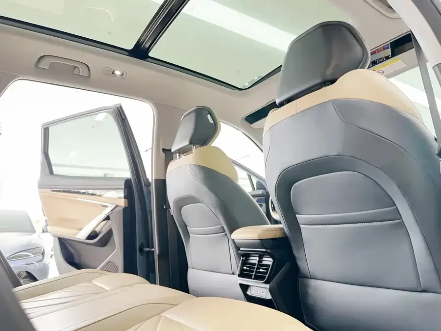 Geely Atlas L Boyue L 2023 2.0TD DCT flagship model 2022 — миниатюра 4