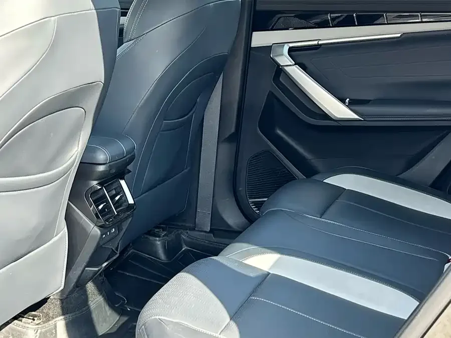 Geely Atlas L Boyue L 2024 1.5TD DCT Premium Edition 2024 — миниатюра 2