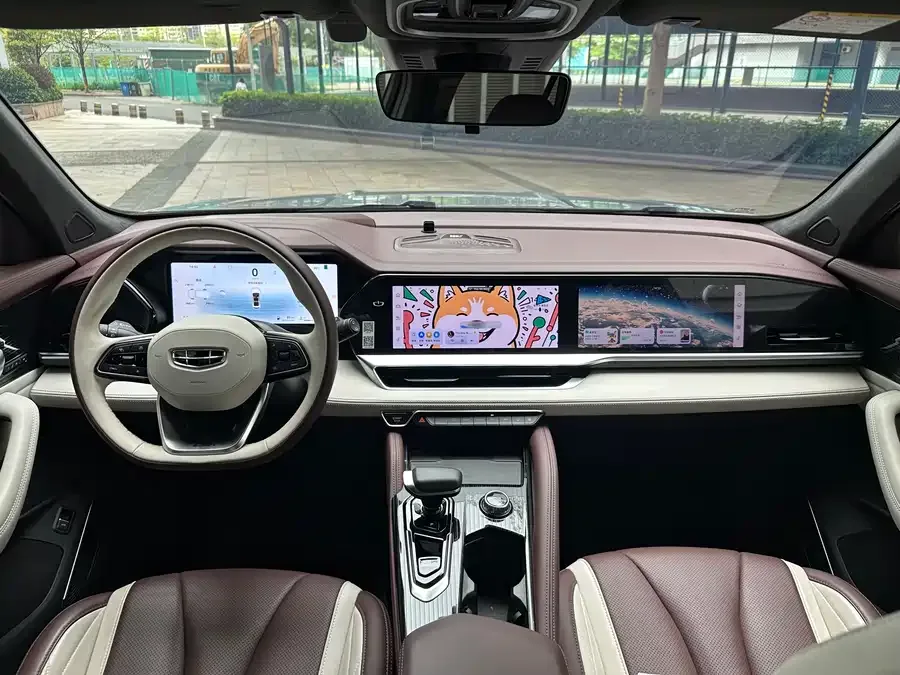 Geely Monjaro Xingyue L 2024 2.0TD High Power Automatic 2WD Yunqi Edition 2024 — миниатюра 3