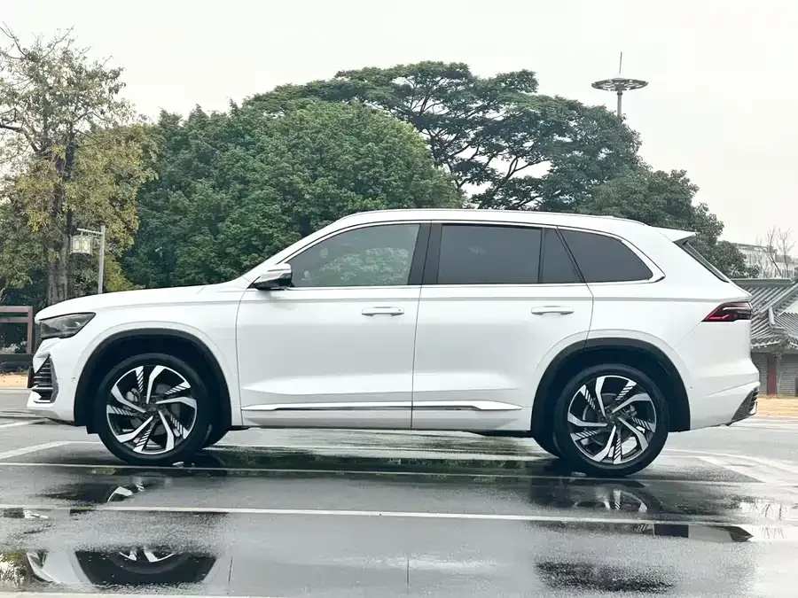 Geely Monjaro Xingyue L 2021 2.0TD DCT EVO 2WD Premium Edition 2022 — миниатюра 2