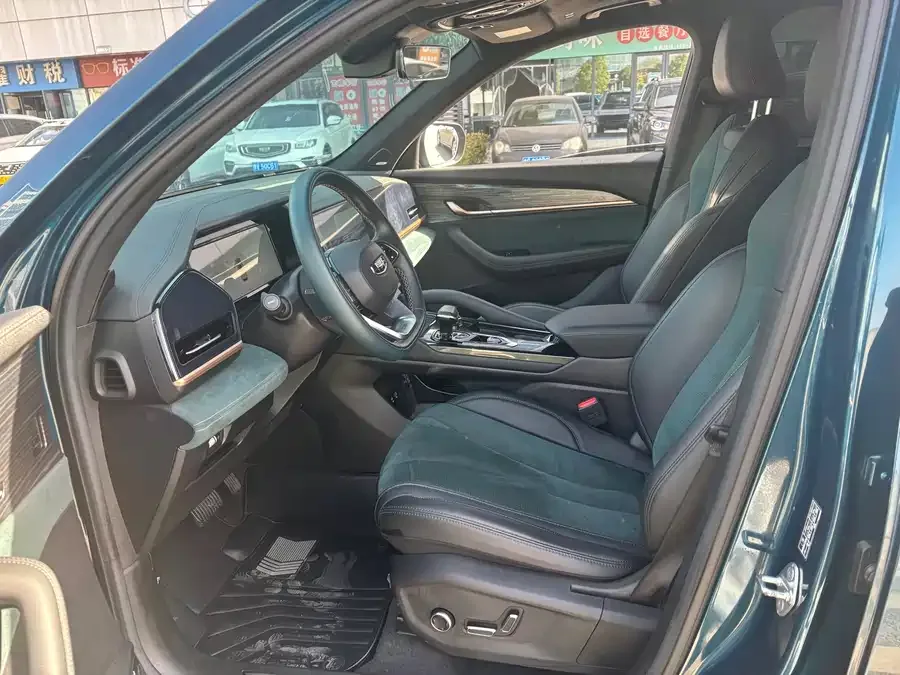 Geely Monjaro Xingyue L 2021 2.0TD DCT EVO 2WD Smart Edition 2022 — миниатюра 2