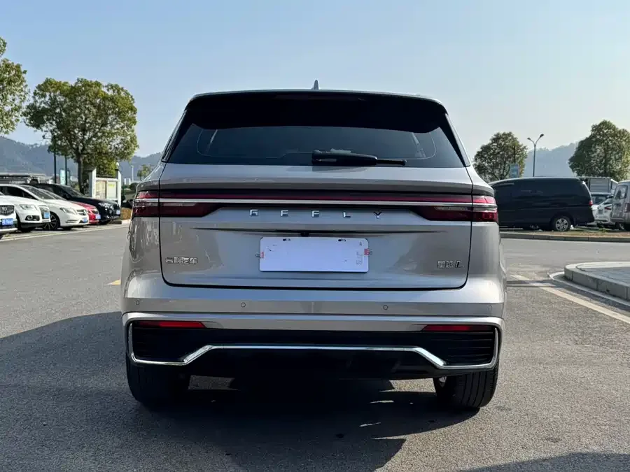 Geely Monjaro Xingyue L 2024 2.0TD High Power Automatic 2WD Yunqi Edition 2024 — миниатюра 2