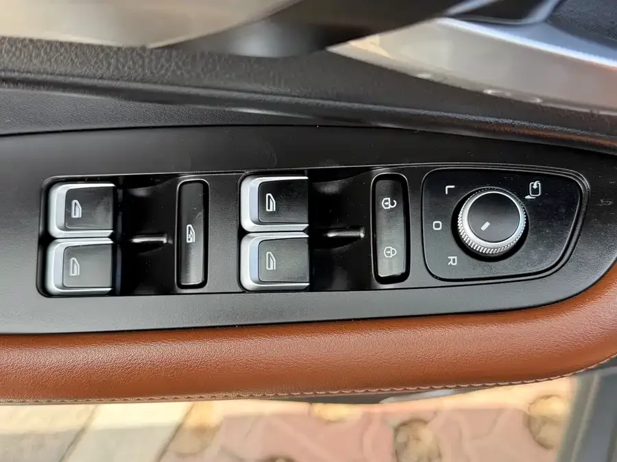 Geely Vision X6 Vision X6 2021 PRO 1.4T Automatic Premium Edition 2023 — миниатюра 5