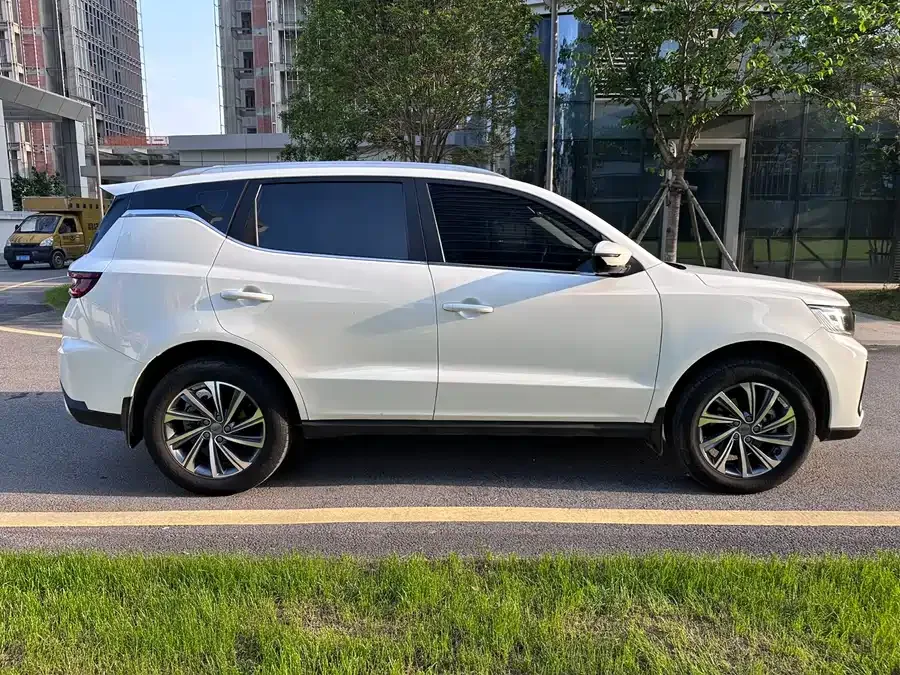 Geely Vision X6 Vision X6 2021 PRO 1.4T Automatic Premium Edition 2023 — миниатюра 2
