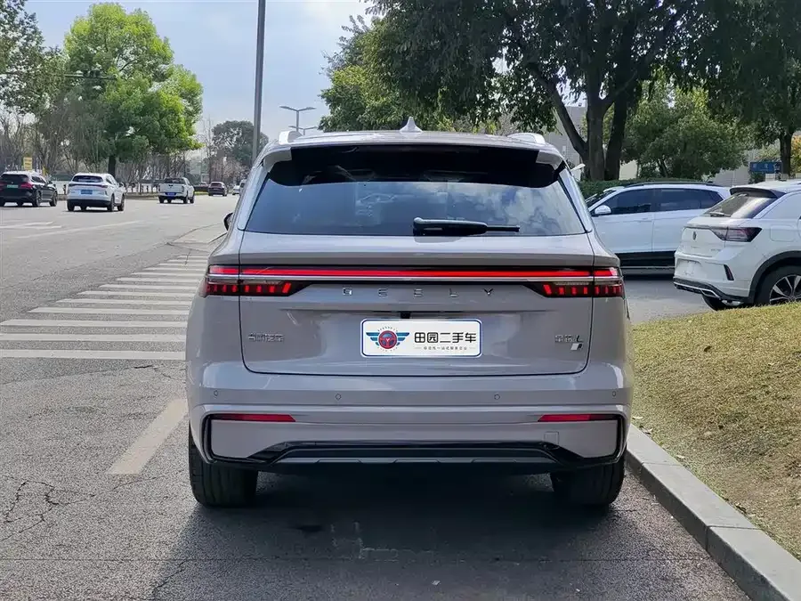 Geely Monjaro Xingyue L 2024 Hybrid 1.5T Tiangong Edition 2026 — миниатюра 2