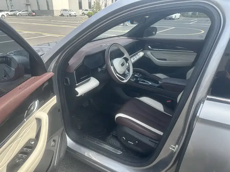 Geely Monjaro Xingyue L 2024 2.0TD High Power Automatic 2WD Yunqi Edition 2024 — миниатюра 4