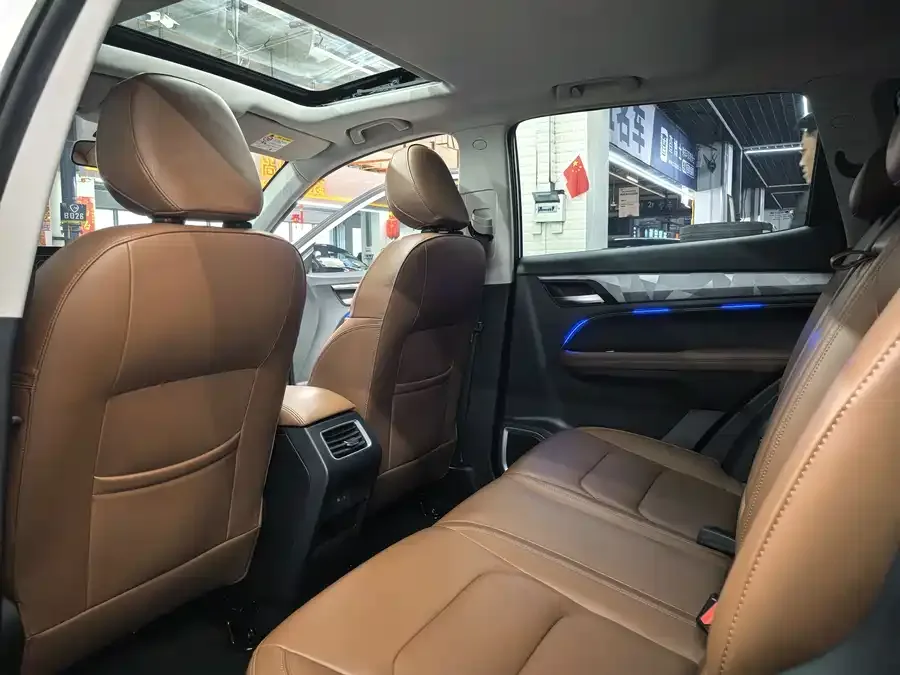 Geely Vision X6 Vision X6 2021 PRO 1.4T Automatic Premium Edition 2023 — миниатюра 5