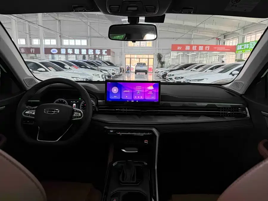 Geely Vision X6 Vision X6 2021 PRO 1.4T Automatic Premium Edition 2023 — миниатюра 4