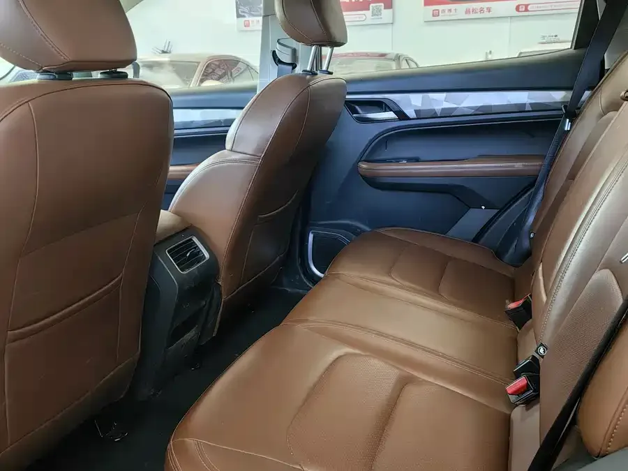 Geely Vision X6 Vision X6 2021 PRO 1.4T Automatic Premium Edition 2022 — миниатюра 3