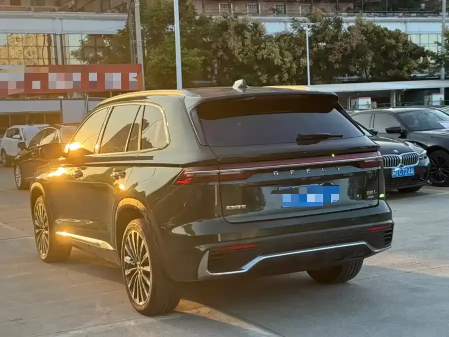 Geely Monjaro Xingyue L 2025 Dongfangyao 2.0TD Automatic 4WD Moon-Watching Edition 2025 — миниатюра 2