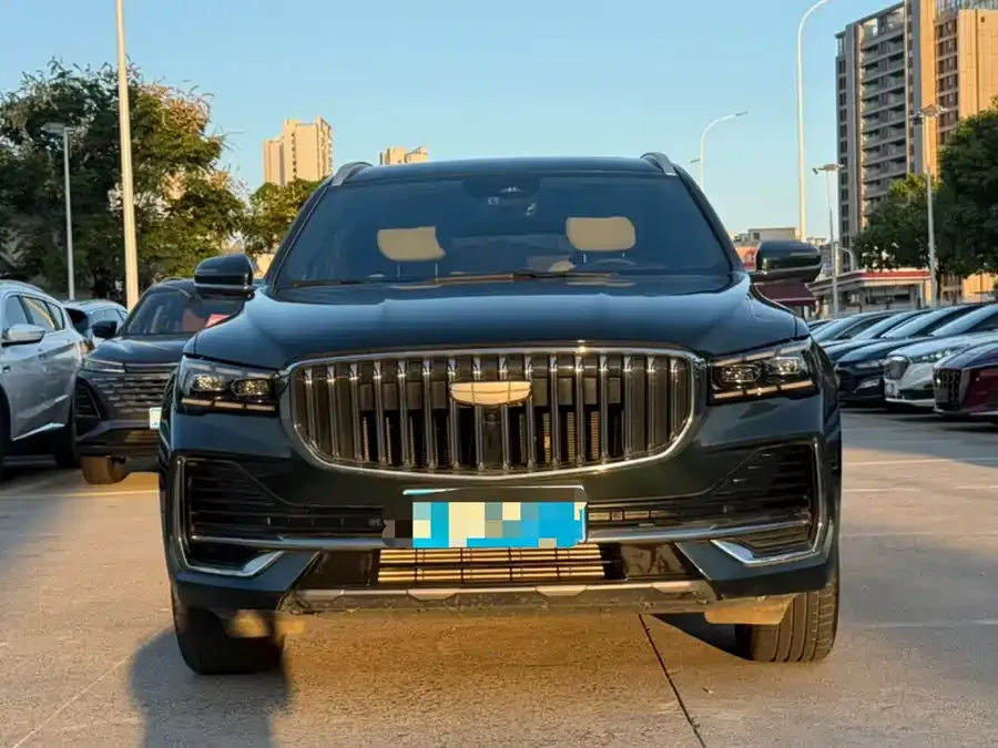 Geely Monjaro Xingyue L 2025 Dongfangyao 2.0TD Automatic 4WD Moon-Watching Edition 2025 — миниатюра 3