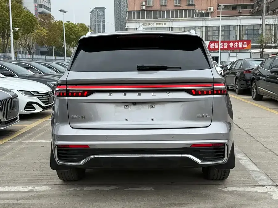 Geely Monjaro Xingyue L 2025 Dongfangyao 2.0TD Automatic Star-gazing Edition 2025 — миниатюра 2