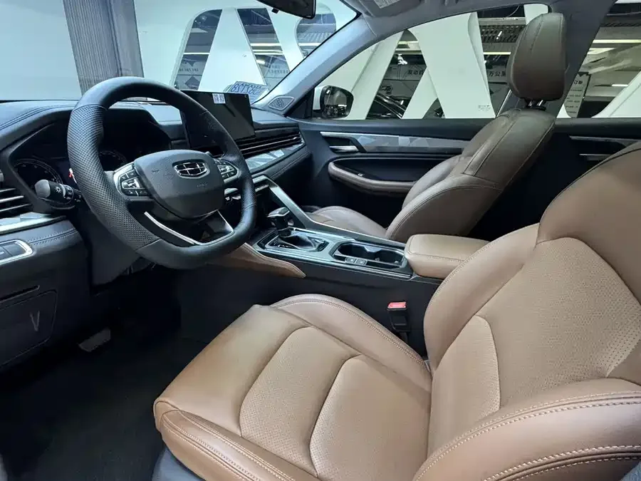 Geely Vision X6 Vision X6 2021 PRO 1.4T Automatic Premium Edition 2022 — миниатюра 3