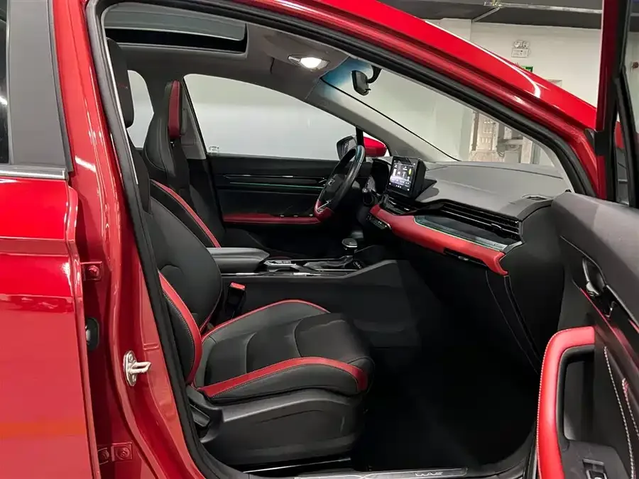 Geely Emgrand S Emgrand S 2021 1.4T CVT Luxury Edition 2022 — миниатюра 5