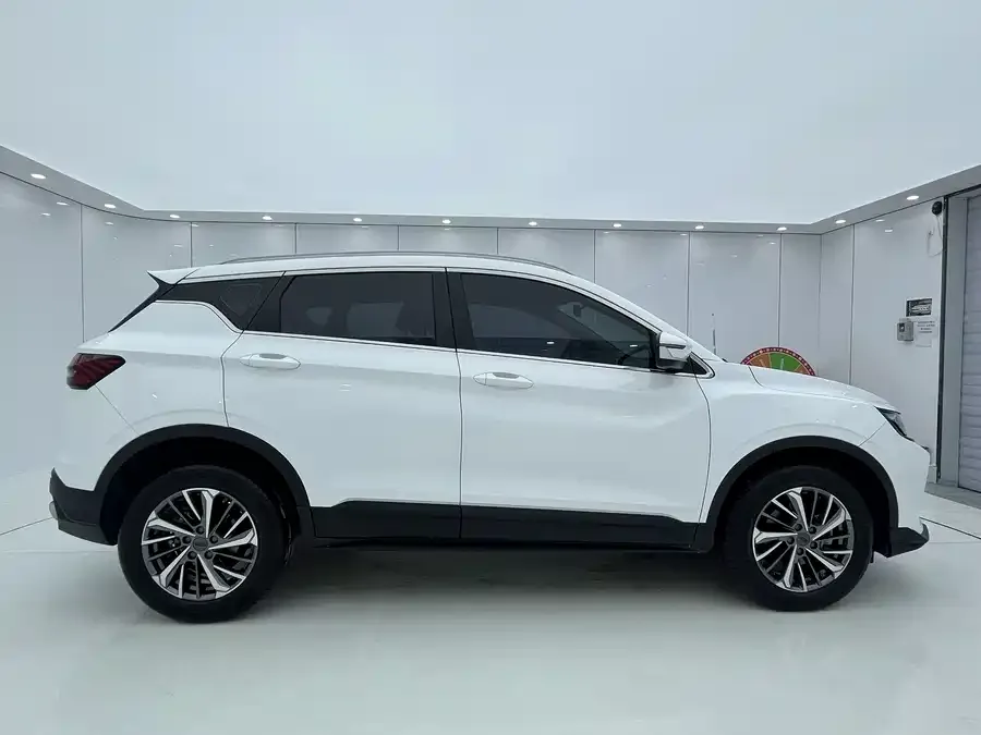 Geely Coolray SX11 Binyue 2021 1.4T DCT Platinum Edition 2022 — миниатюра 4