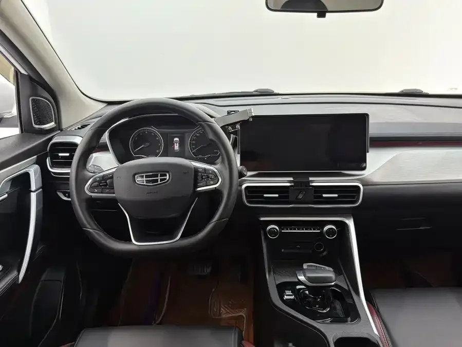Geely Coolray SX11 Binyue 2021 1.4T DCT Platinum Edition 2023 — миниатюра 4