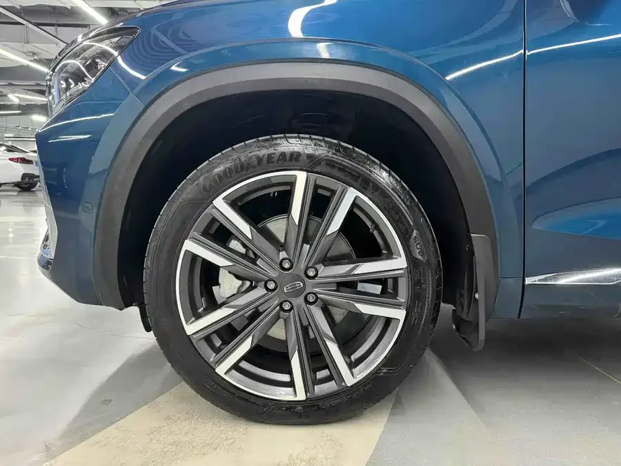 Geely Monjaro Xingyue L 2021 2.0TD DCT EVO 2WD Premium Edition 2023 — миниатюра 3